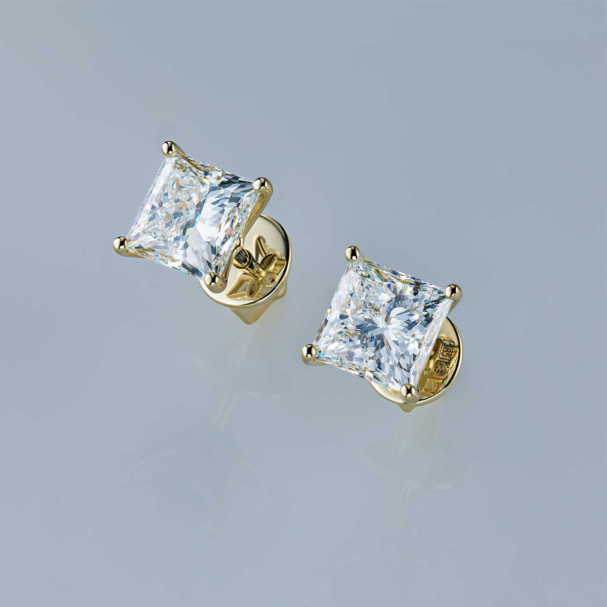 14K Yellow Gold Earring Studs with Lab-Created Diamonds